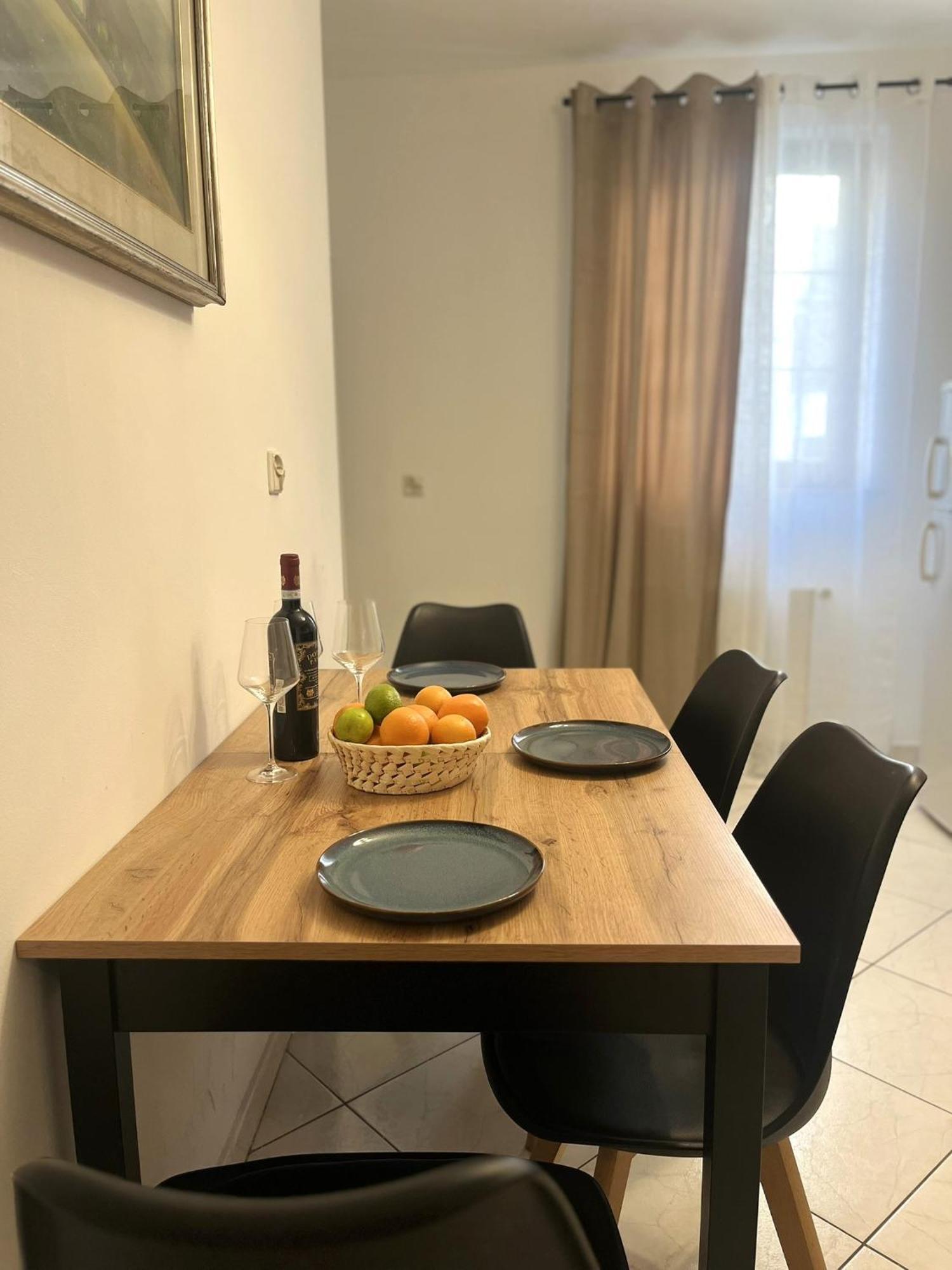 Galeria Italiana Apartments Breslau Zimmer foto